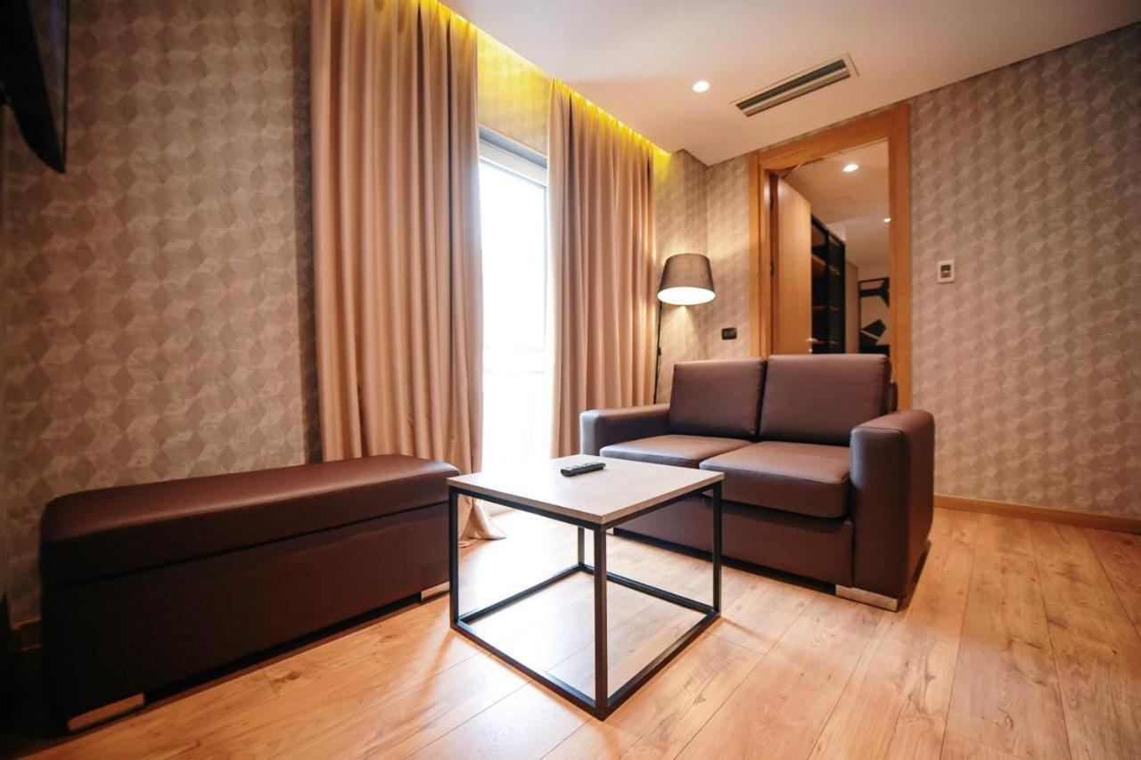 Richmond Hotel Korce Luaran gambar