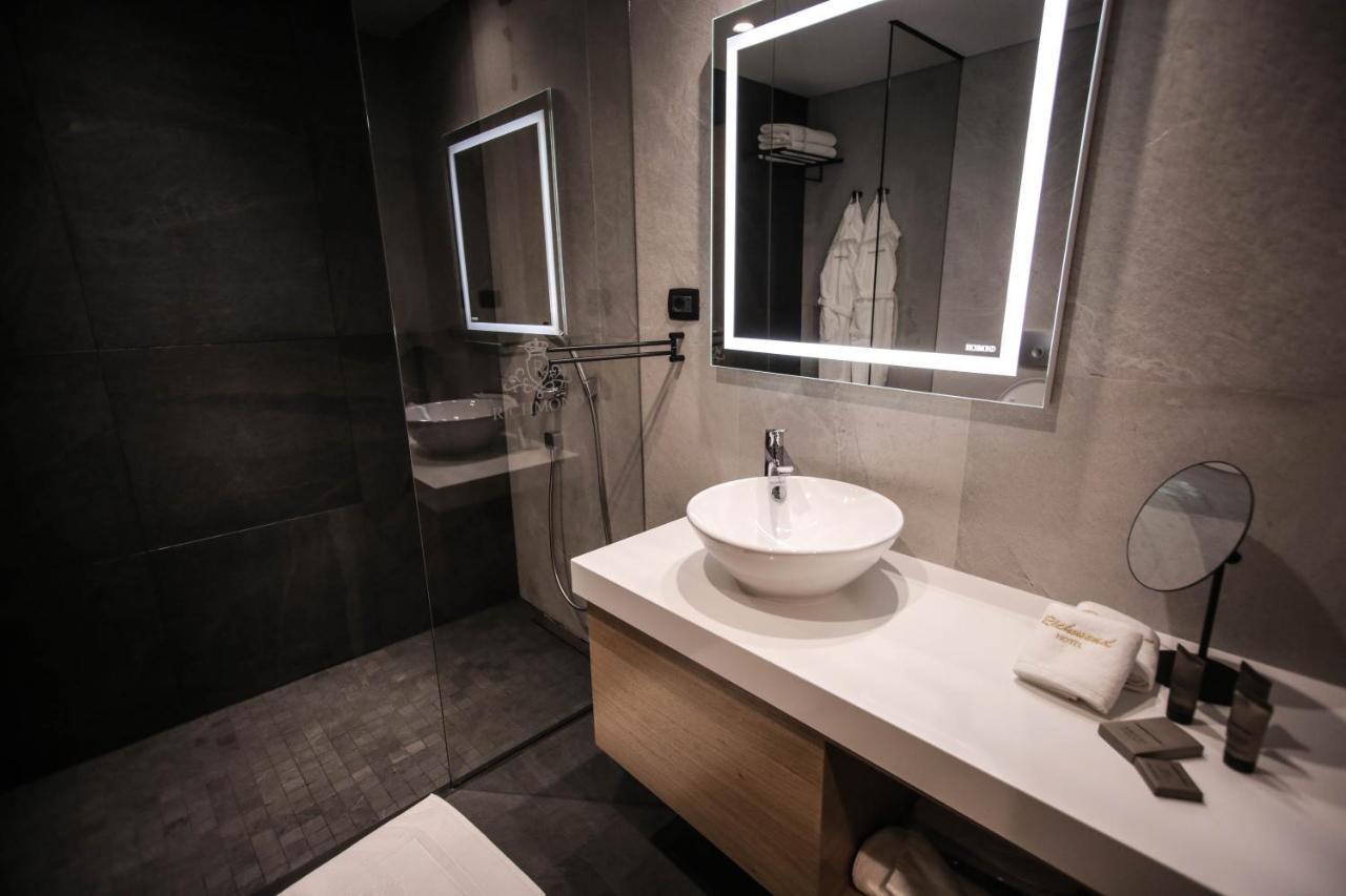 Richmond Hotel Korce Luaran gambar